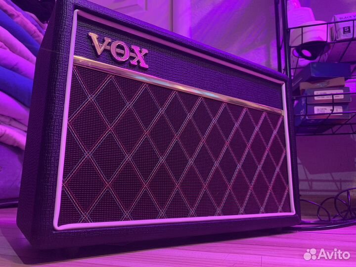 Комбоусилитель VOX pathfinder 10вт
