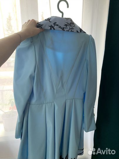 Плащ женский 44