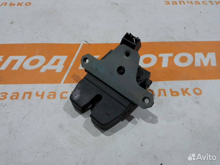 Замок багажника Ford Focus 3 2014 8M51R442A66DA