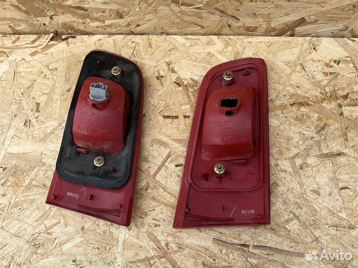 Стоп-сигнал P2182 Mazda Demio DY3W