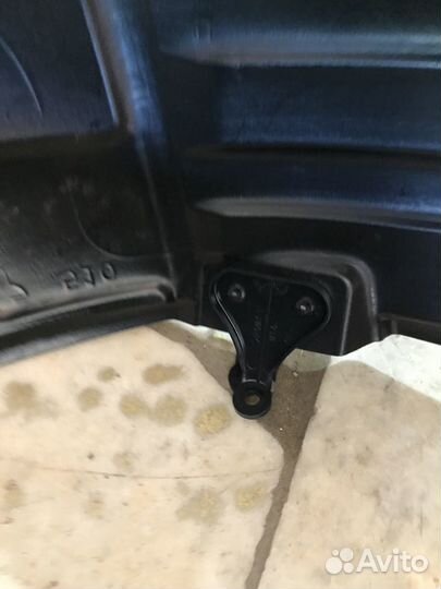 Подкрылок передний тойота камри 50 кузов в наличие