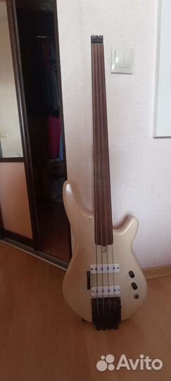 Бас гитара ibanez