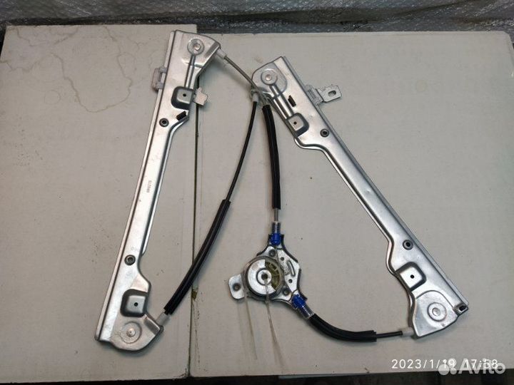 Стеклоподъемник передний левый Nissan P12 01-07