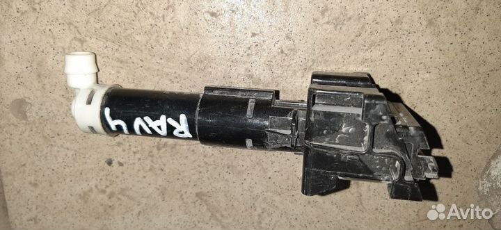 Форсунка омыватель фар тойота rav4 ca40