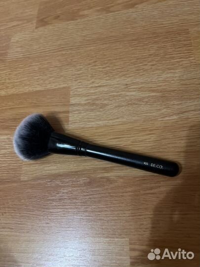 Кисть для макияжа