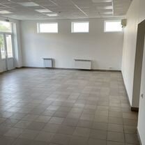 Торговая площадь, 80 м²