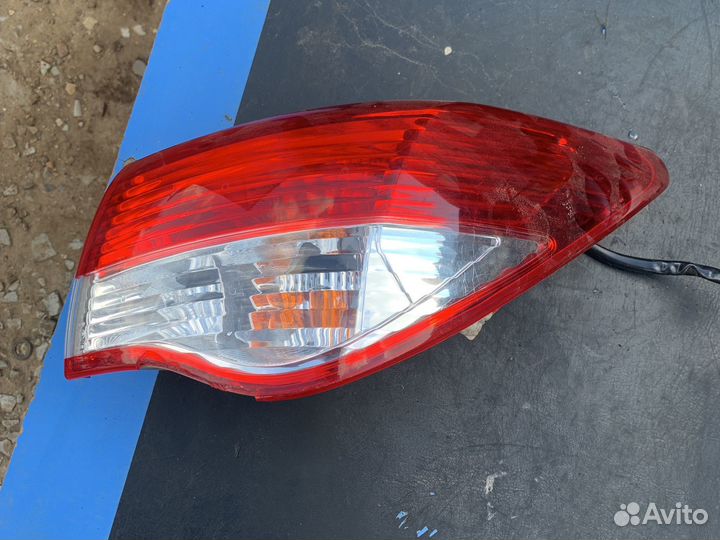 Фонарь правый nissan almera g 15