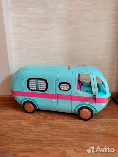 Оригинальный автобус для кукол LOL