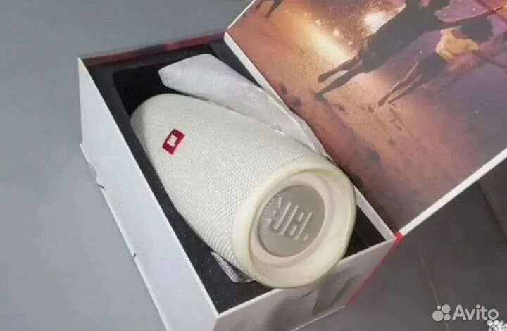 Колонка Jbl charge 4