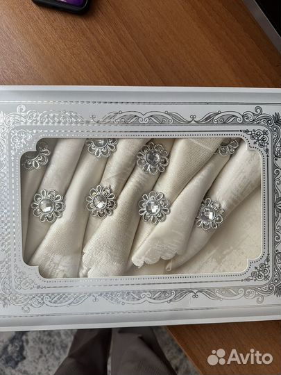 Скатерть с салфетками