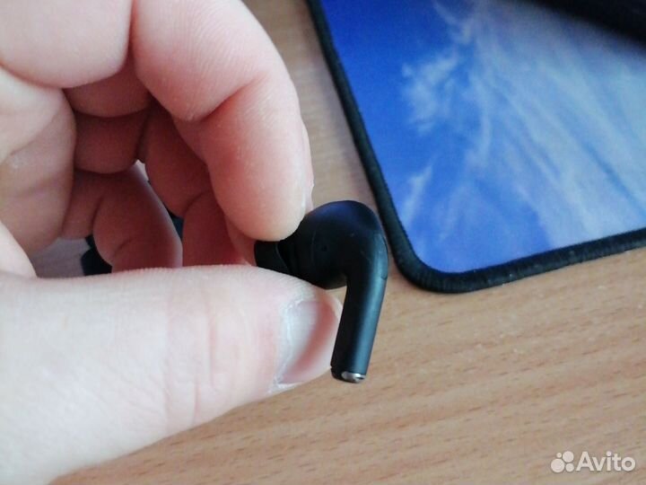 Беспроводные наушники