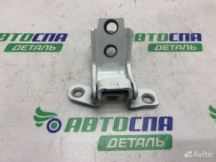 Петля двери задняя правая Mazda 6Gj/Gl седан