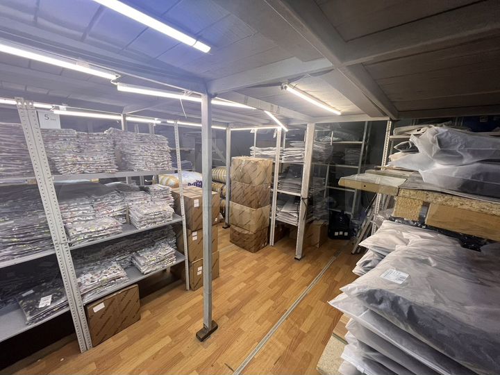 Склад, 310 м²