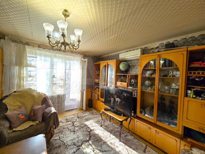 4-к. квартира, 74 м², 6/9 эт.