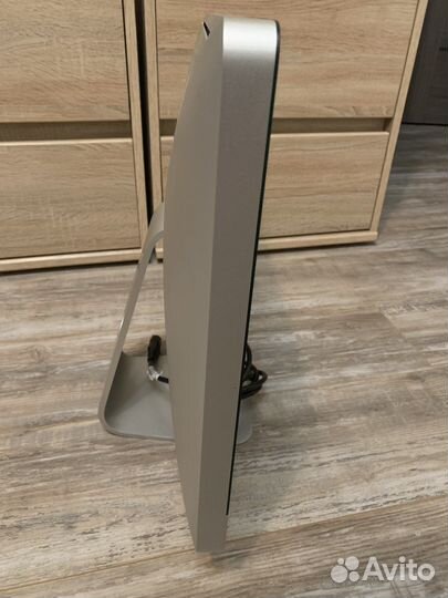 Apple iMac 21.5 2010