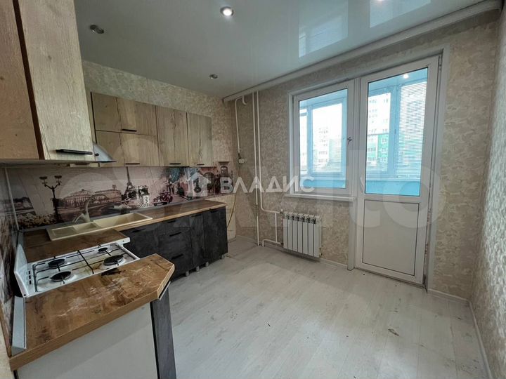 2-к. квартира, 51 м², 1/12 эт.