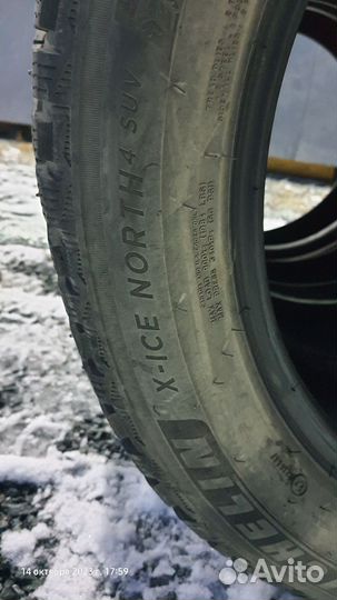 Michelin X-Ice North 4 235/55 R18 104T