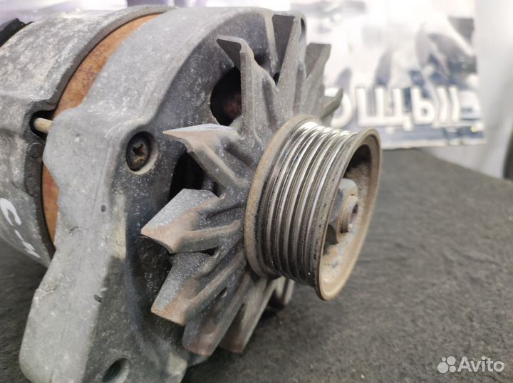 Генератор Audi 100 C4