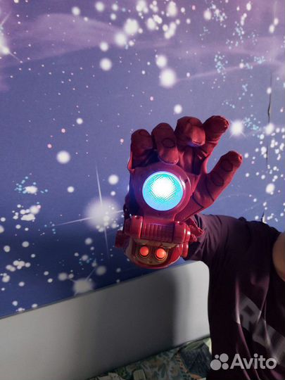 Игрушка Рука железного человека