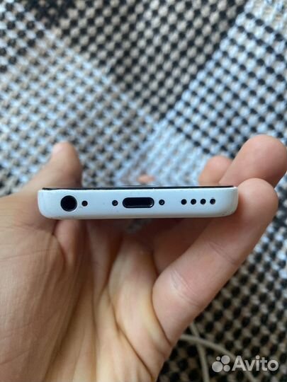 iPhone 5C, 16 ГБ