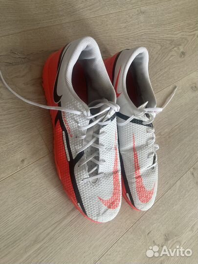 Сороконожки Nike phantom