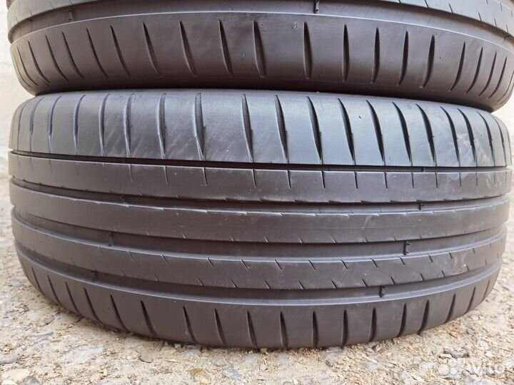 Michelin Pilot Sport 4 225/45 R19 96W