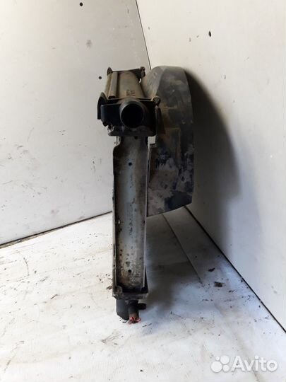 Радиатор системы охлаждения Mercedes-Benz 190