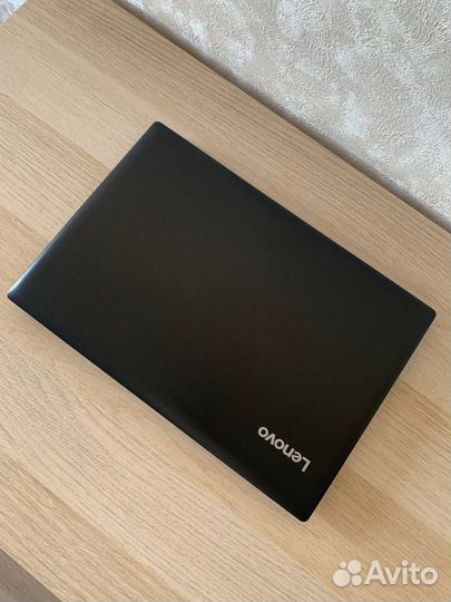 Ноутбук Lenovo для игр Core i3 8/MX150/SSD 256