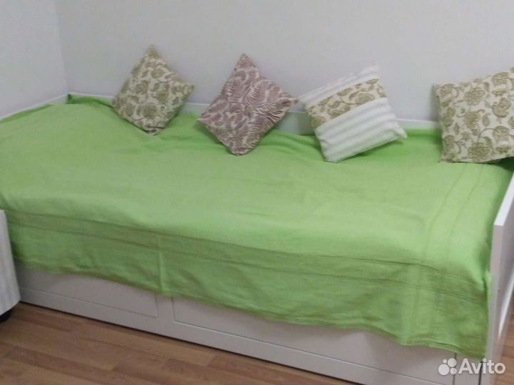 Покрывала на кровать и кресло