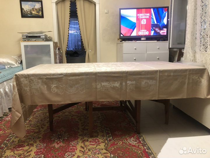 Скатерть праздничная большая