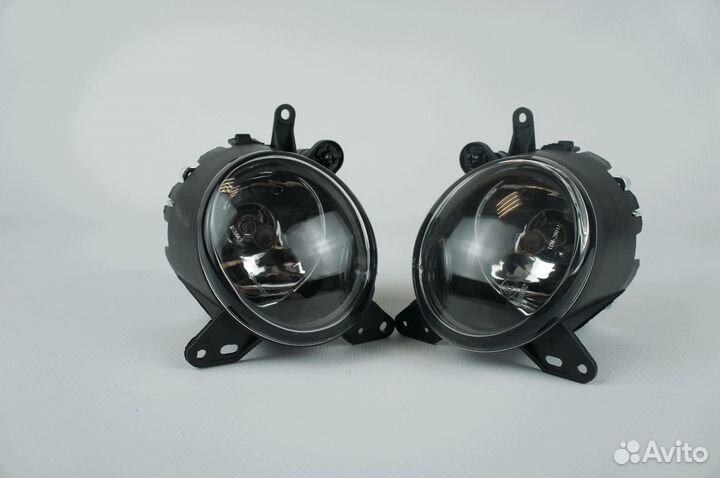 Противотуманная фара птф Mitsubishi Lancer X