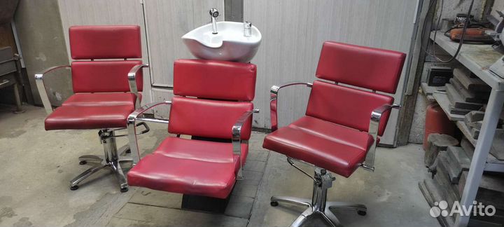 Парикмахерское кресло бу