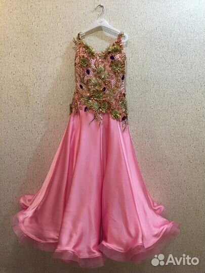 Платье для европейской программы Ю-2