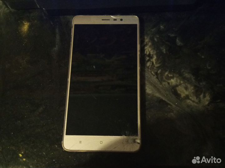 Xiaomi Redmi 3, 3/32 ГБ