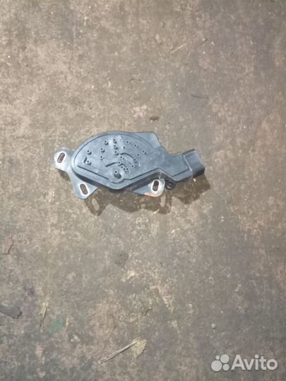 Датчик селектора АКПП Nissan Tiida Note Almera