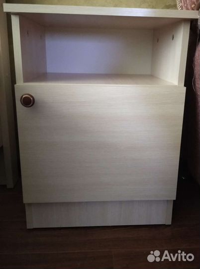 Тумба при кроватная новая светлая 2 штуки