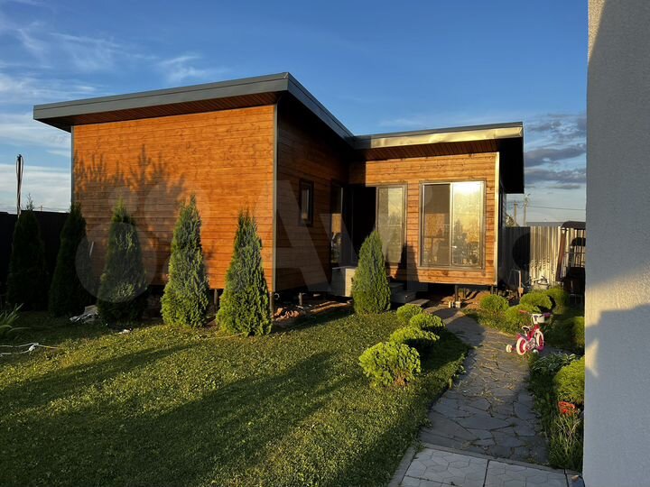 Дом 168 м² на участке 7,4 сот.