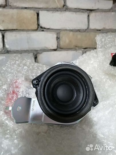 Динамик Acura RDX 2006-2010