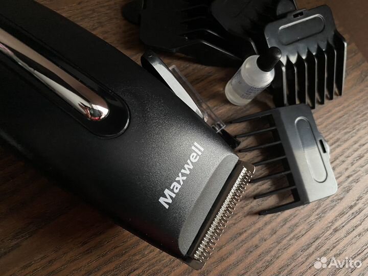 Машинка для стрижки волос maxwell mw-2112 bk