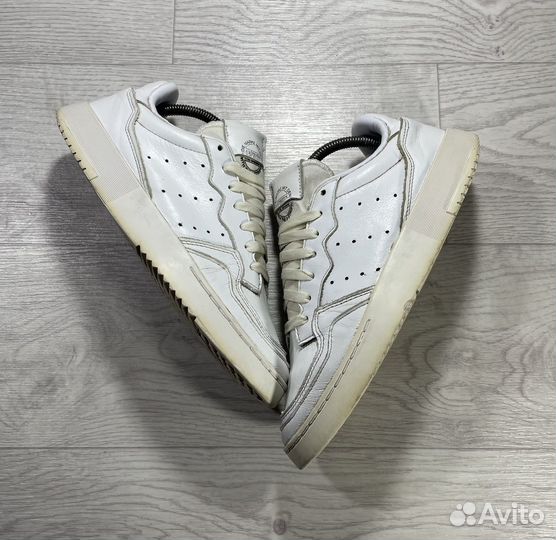 Кроссовки Adidas Supercourt