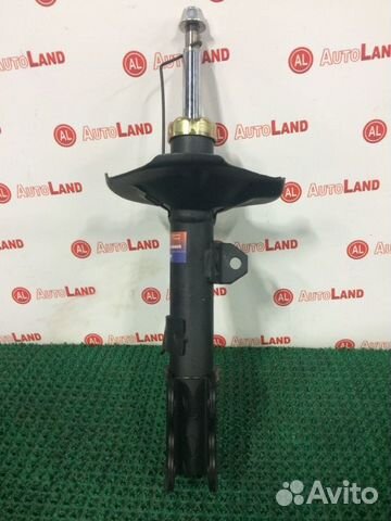 Стойка передняя левая Toyota Corolla NZE121 1NZ-FE