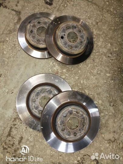 Продам тормозные диски тойота\лексус