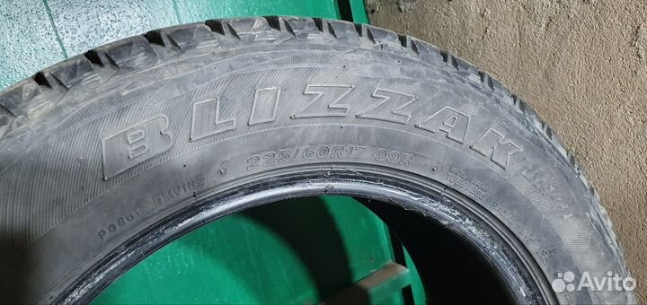 Bridgestone Blizzak DM-V1 225/60 R17 99R