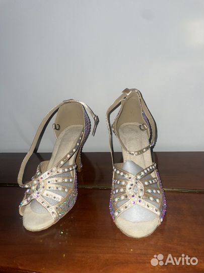 Босоножки танцевальные