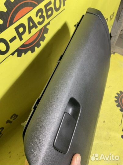 Бардачок Volkswagen Polo 5 2015-2020