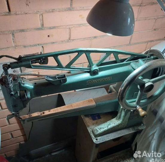 Швейная машина Минерва