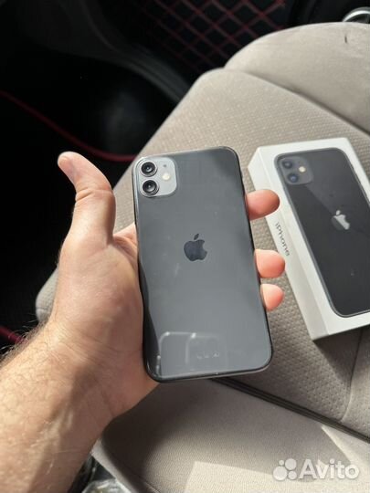 iPhone 11, 64 ГБ