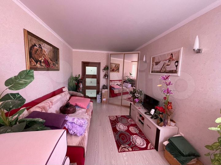 2-к. квартира, 63 м², 2/11 эт.