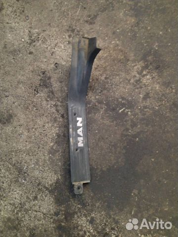 Накладка внутренняя на порог передняя правая MAN