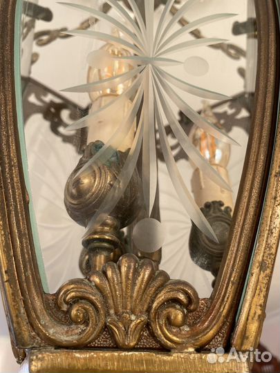 Светильник антикварный